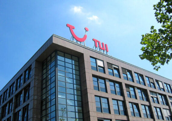 TUI extends 4.7 billion euros credit lines for 2 years