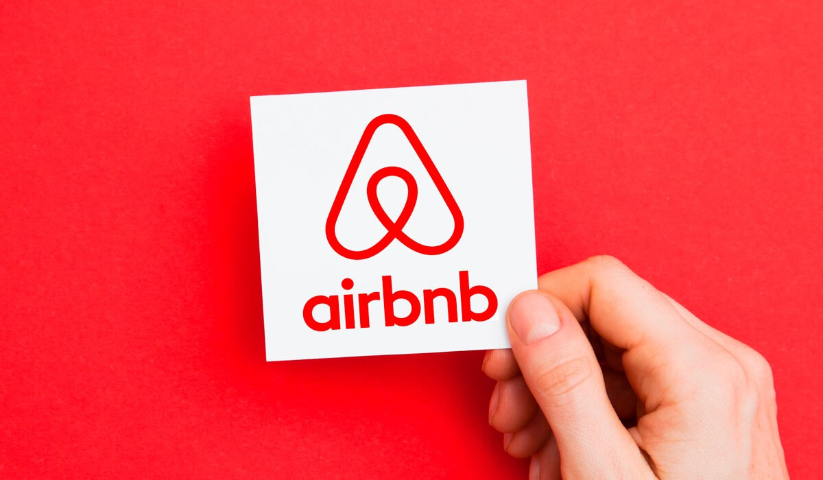 Airbnb, yerel yönetimlere 2 milyar dolar vergi ödedi.