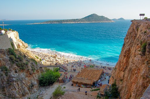 Antalya'ya Yedi Ayda 6,7 Milyon Turist Geldi