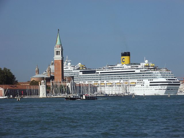 İtalya, Venedik yasağı nedeniyle cruise sektörüne tazminat ödeyecek