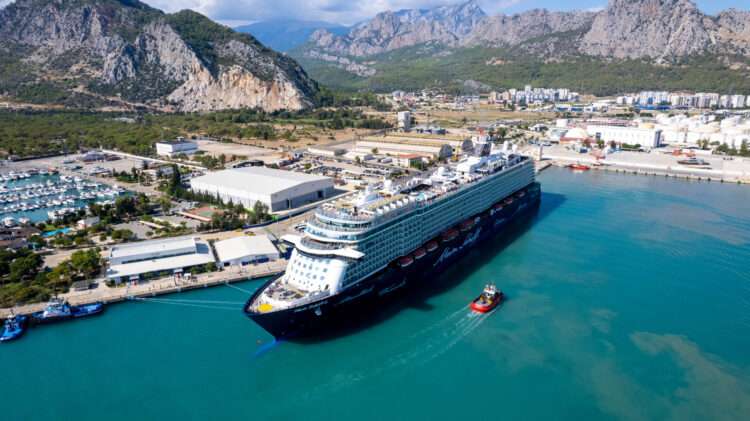 Antalya Limanı Kruvaziyer Turizmi ile Öne Çıkacak
