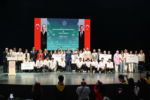 Genç şeflere ödül yağdı