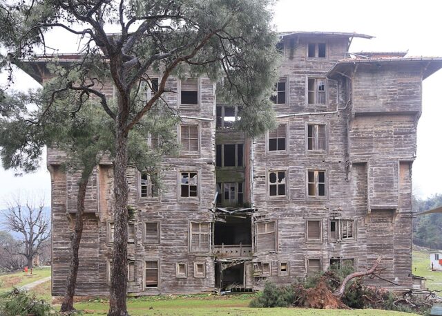 Büyükada Rum Yetimhanesi Otel Oluyor