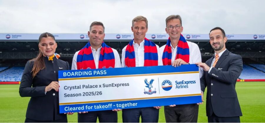 SunExpress, Crystal Palace'ın Resmi Havayolu Ortağı Oldu