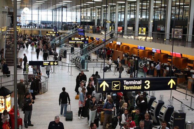 Danimarka’da Drone Alarmı: Havalimanları Peş Peşe Kapatıldı