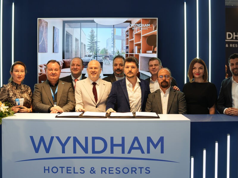 Ramada by Wyndham İzmir Dikili 2026'da Kapılarını Açıyor!